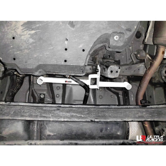 Ultra Racing Rear Lower Brace for Toyota Prius VW30